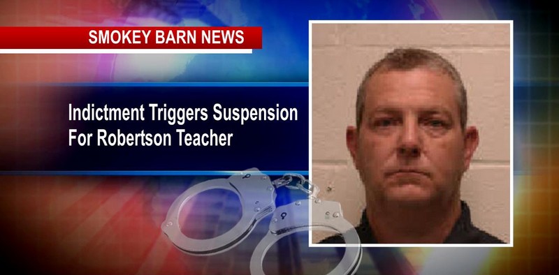 Indictment Alleges Robertson Teacher Exposed Himself At School 